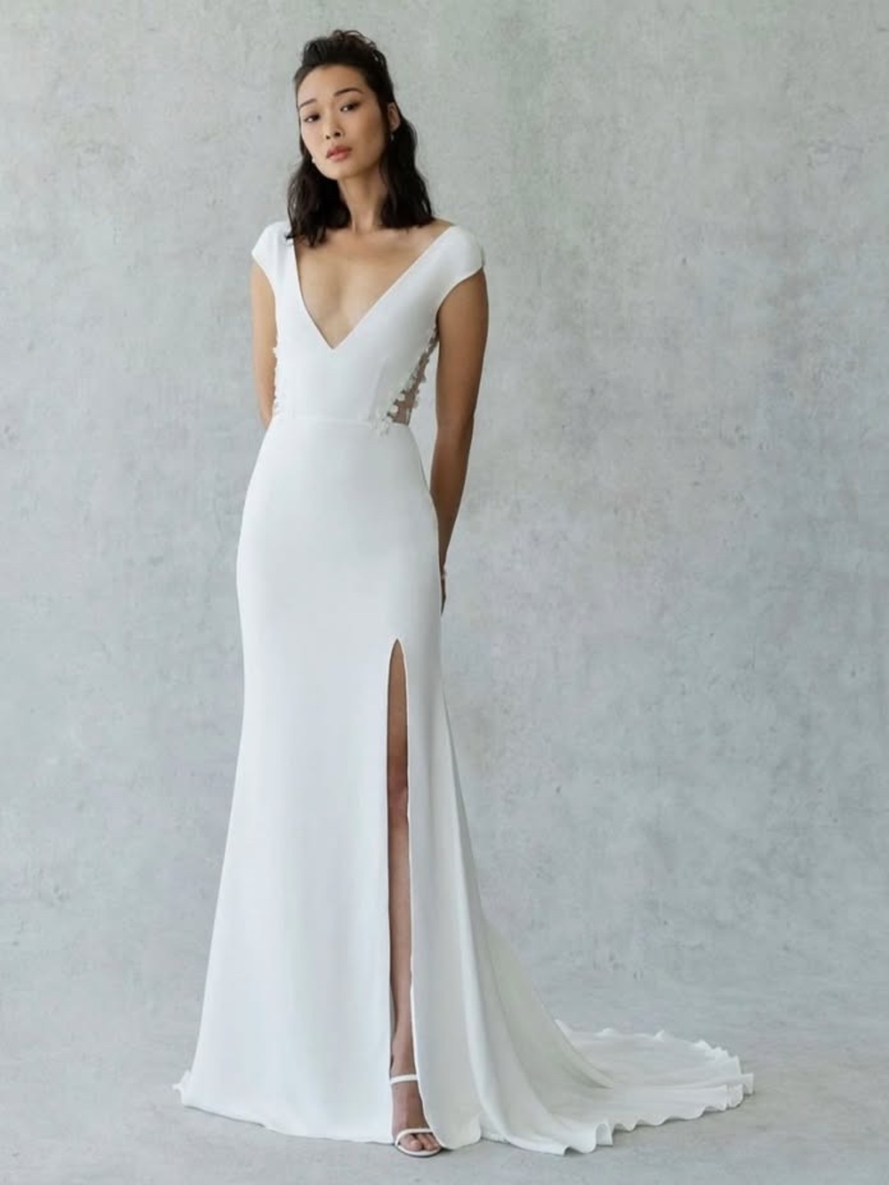 Alexandra Grecco Cecelia Wedding Dress with Detachable Train- size 2